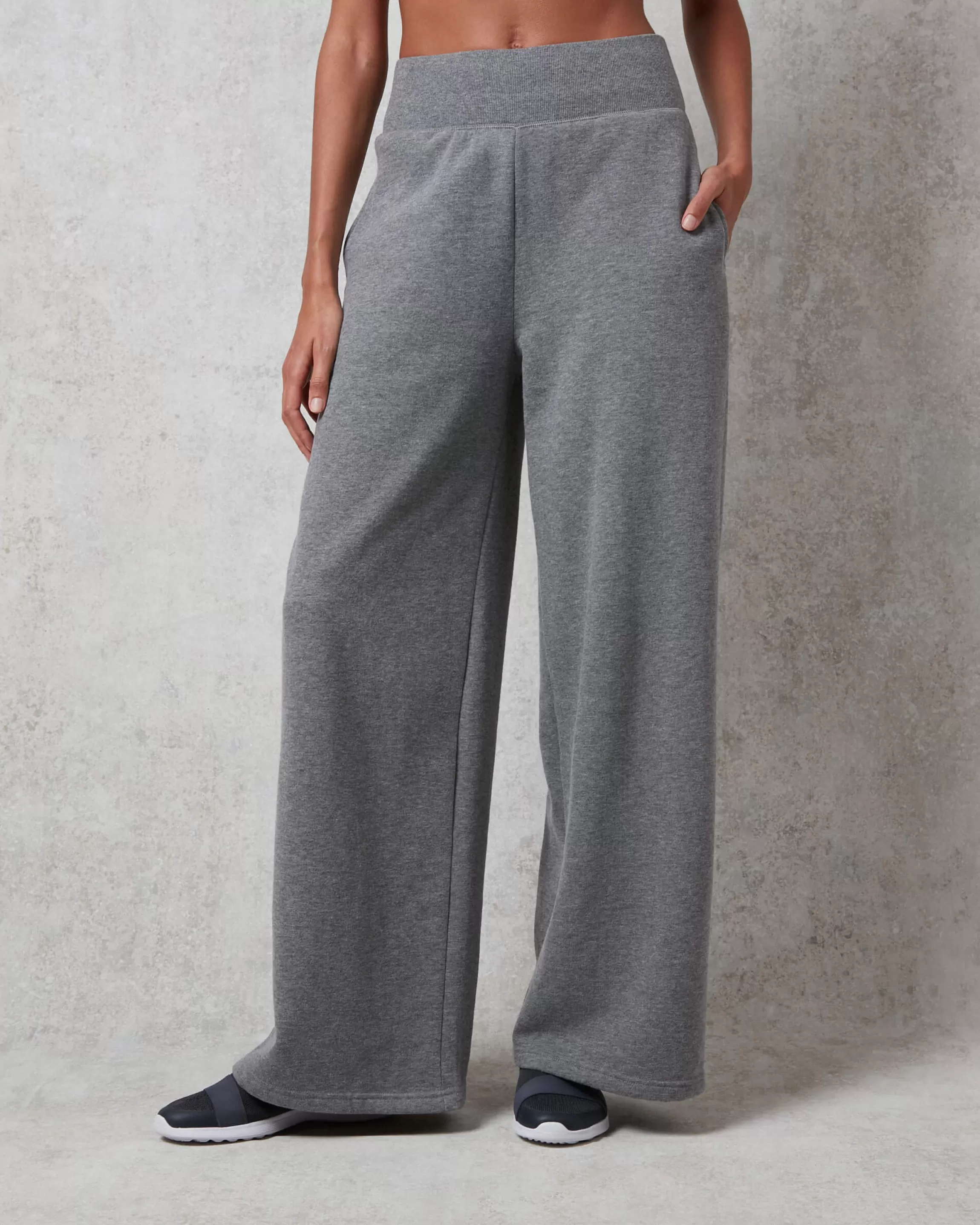 Outlet LARGE JOGGING PANTS Pants & Shorts